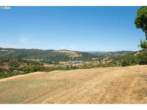 984 Wagontire Drive Myrtle Creek OR 97457