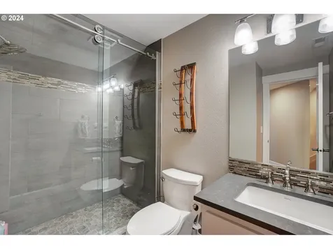 23611 Ne 178th Street Brush Prairie WA 98606