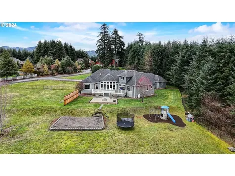 23611 Ne 178th Street Brush Prairie WA 98606