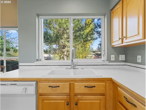 11355 SW Kalispell Street Tualatin OR 97062