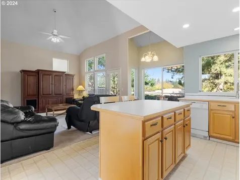 11355 SW Kalispell Street Tualatin OR 97062