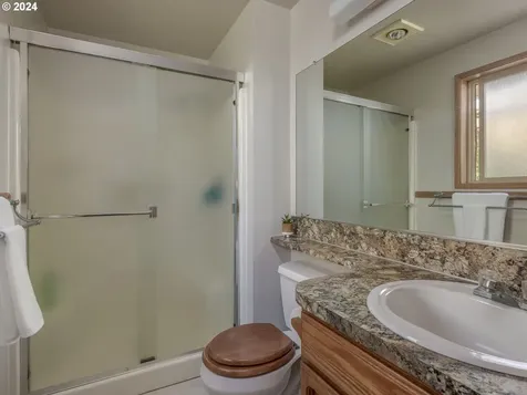 7303 Ne 107th Avenue Vancouver WA 98662