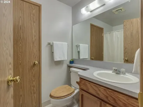 7303 Ne 107th Avenue Vancouver WA 98662