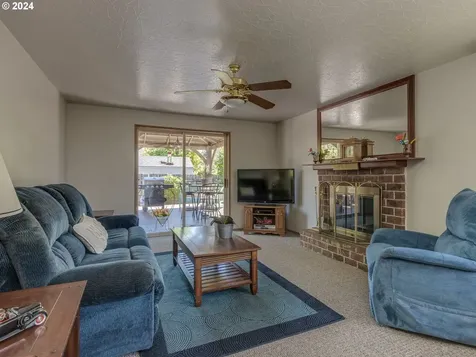 7303 Ne 107th Avenue Vancouver WA 98662