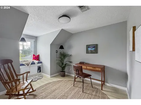 5222 Summit Street West Linn OR 97068