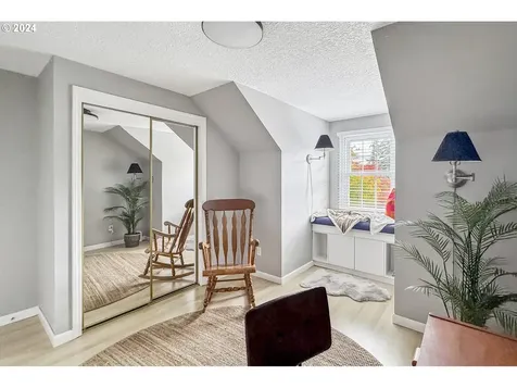 5222 Summit Street West Linn OR 97068
