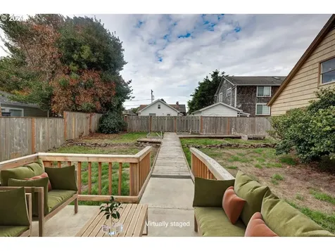 436 S Franklin Street Seaside OR 97138
