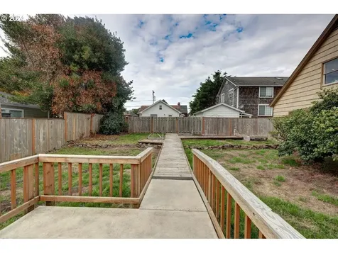 436 S Franklin Street Seaside OR 97138