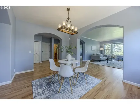 3136 Tanner Park Drive Eugene OR 97405