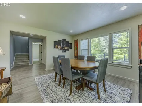 3136 Tanner Park Drive Eugene OR 97405