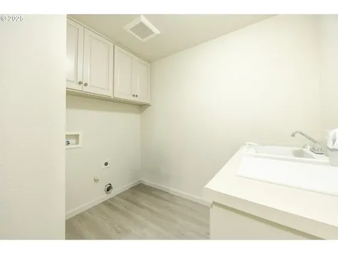3136 Tanner Park Drive Eugene OR 97405