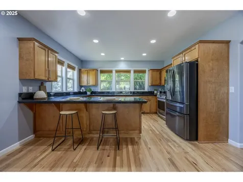 3136 Tanner Park Drive Eugene OR 97405