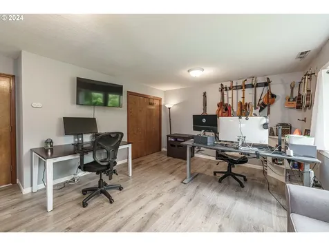 17485 Nw Ashland Drive Portland OR 97229