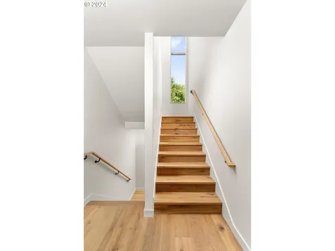 2791 NW Thurman Street Portland OR 97210