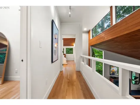 4915 Sw Barnes Road Portland OR 97221