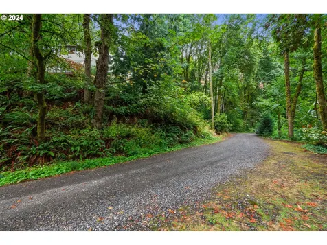 4915 Sw Barnes Road Portland OR 97221