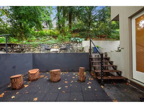 4915 Sw Barnes Road Portland OR 97221