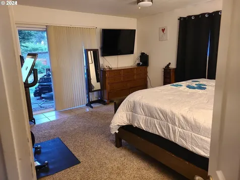 1023 Sanford Street Coos Bay OR 97420
