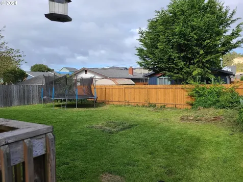 1023 Sanford Street Coos Bay OR 97420