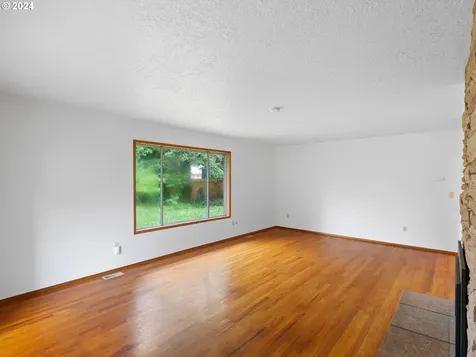 16732 Se Haig Street Portland OR 97236