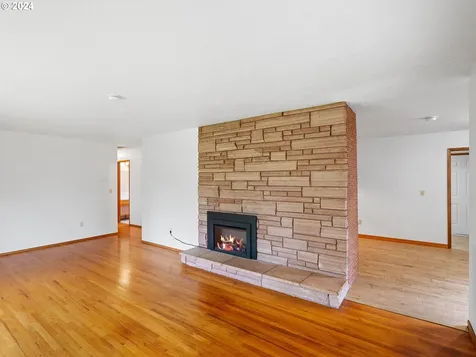 16732 Se Haig Street Portland OR 97236