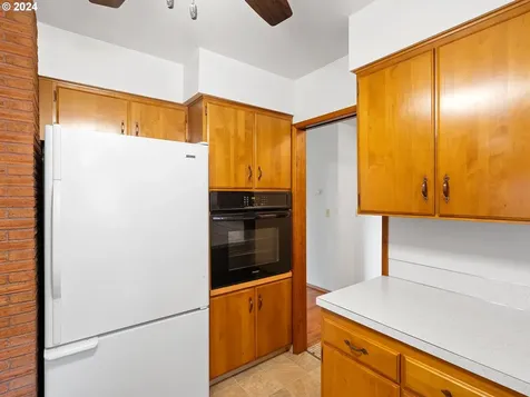 16732 Se Haig Street Portland OR 97236