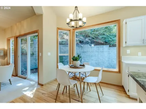 749 Woodcrest Drive Springfield OR 97477
