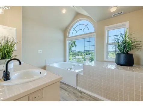 749 Woodcrest Drive Springfield OR 97477