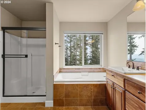 10932 SE Hilltop Court Happy Valley OR 97086