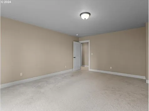 10932 SE Hilltop Court Happy Valley OR 97086