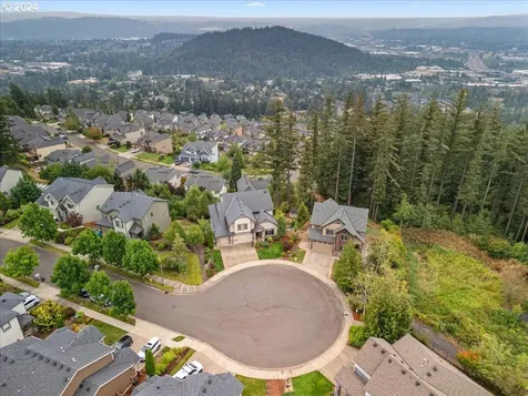 10932 SE Hilltop Court Happy Valley OR 97086