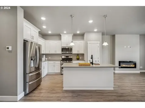 6818 Se Crimson Lane Hillsboro OR 97123