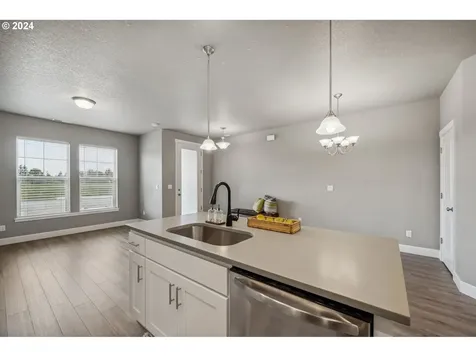 6818 Se Crimson Lane Hillsboro OR 97123
