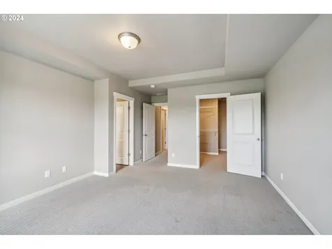 6818 Se Crimson Lane Hillsboro OR 97123