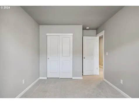 6818 Se Crimson Lane Hillsboro OR 97123