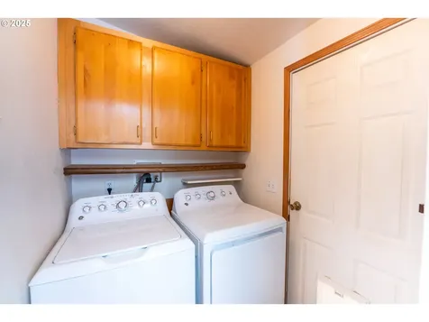 290 Canyon View Lane Lafayette OR 97127