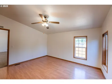 290 Canyon View Lane Lafayette OR 97127