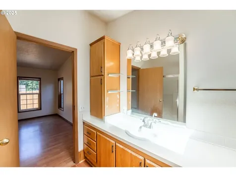 290 Canyon View Lane Lafayette OR 97127