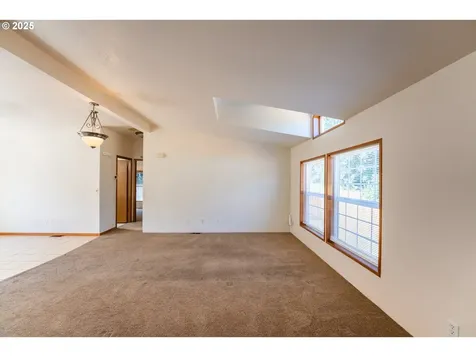 290 Canyon View Lane Lafayette OR 97127