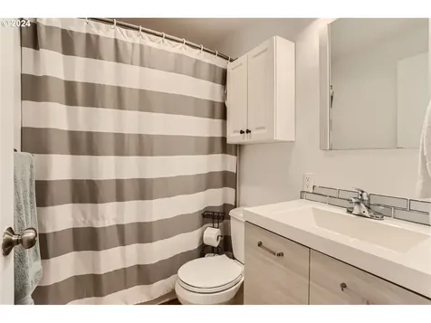12016 Sw Camden Lane Beaverton OR 97008