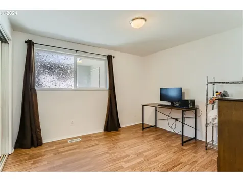 12016 Sw Camden Lane Beaverton OR 97008