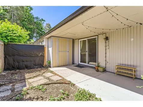 12016 Sw Camden Lane Beaverton OR 97008
