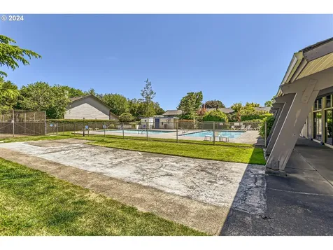 12016 Sw Camden Lane Beaverton OR 97008