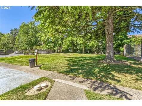 12016 Sw Camden Lane Beaverton OR 97008