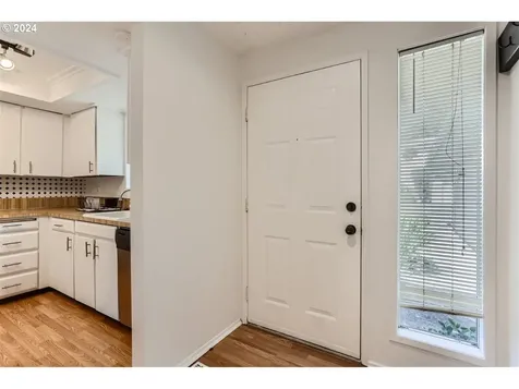 12016 Sw Camden Lane Beaverton OR 97008