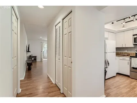 12016 Sw Camden Lane Beaverton OR 97008