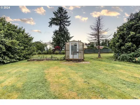2800 Ne Lockwood Creek Road La Center WA 98629