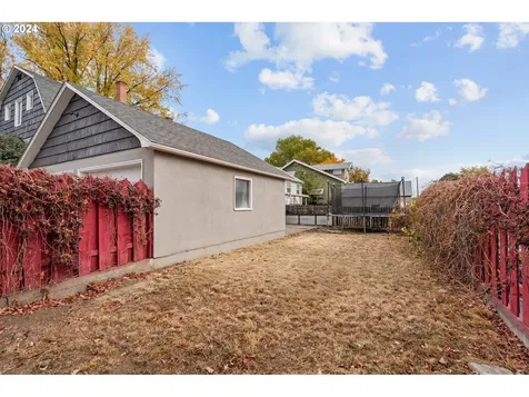 814 NW Despain Avenue Pendleton OR 97801