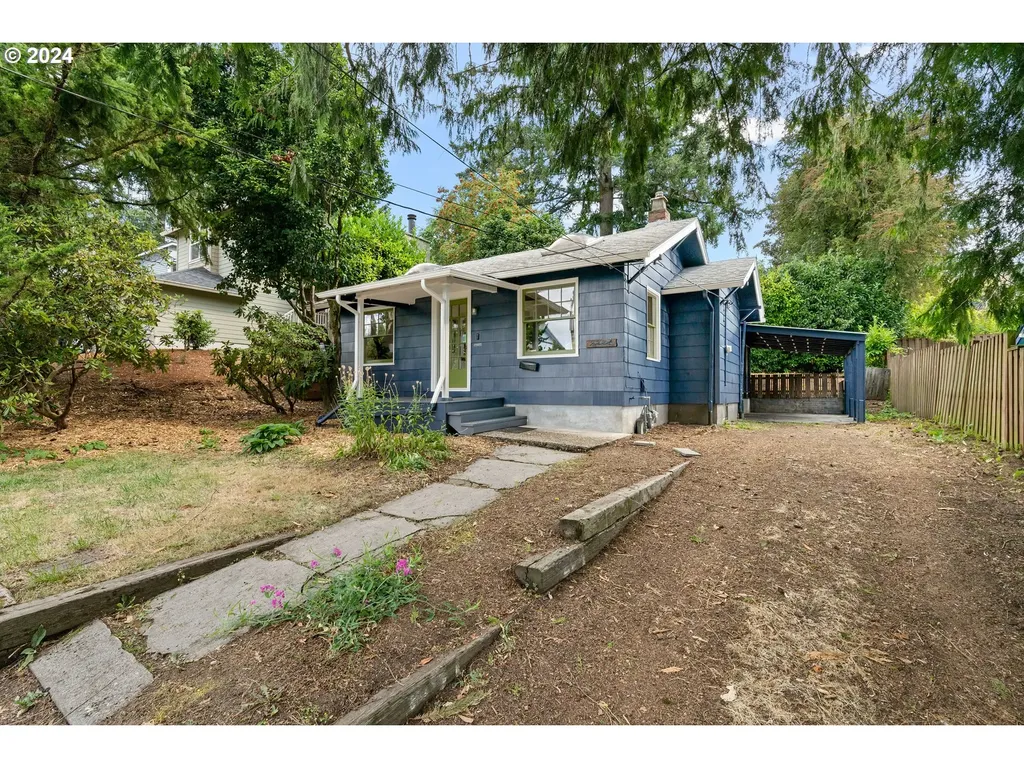 7224 SW 33rd Avenue Portland OR 97219