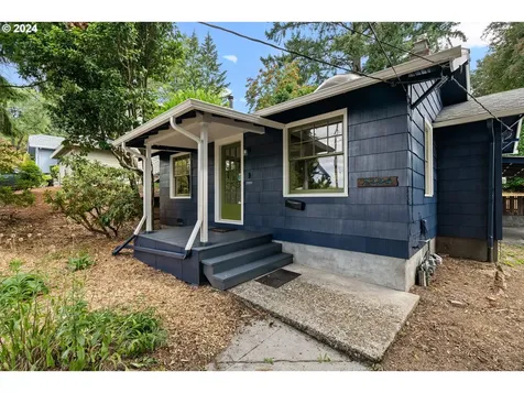 7224 SW 33rd Avenue Portland OR 97219